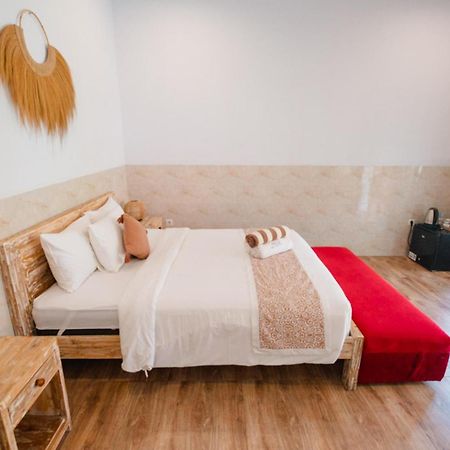 Agung Wiwin Homestay & Restaurant Mengwi エクステリア 写真