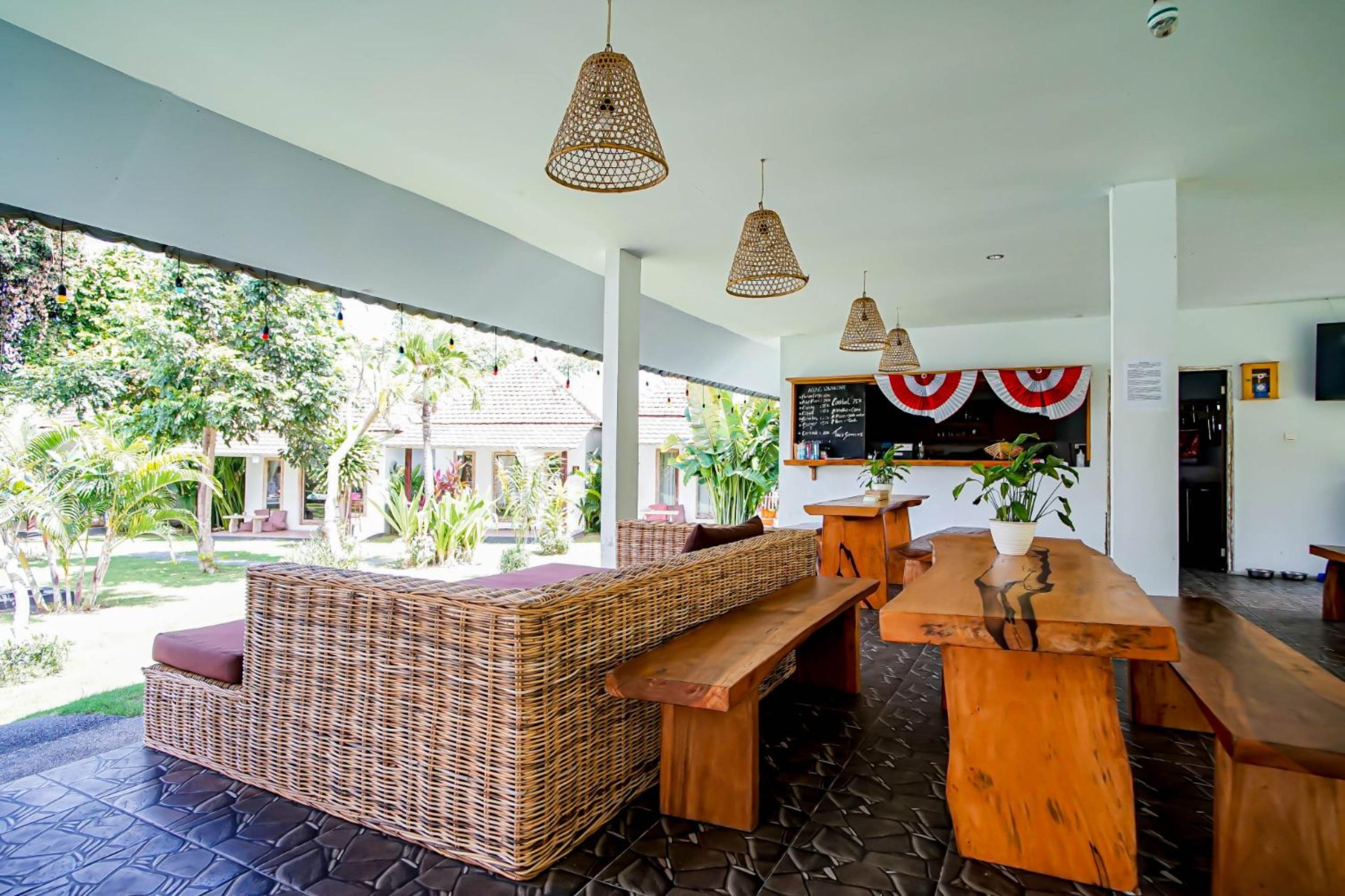 Agung Wiwin Homestay & Restaurant Mengwi エクステリア 写真