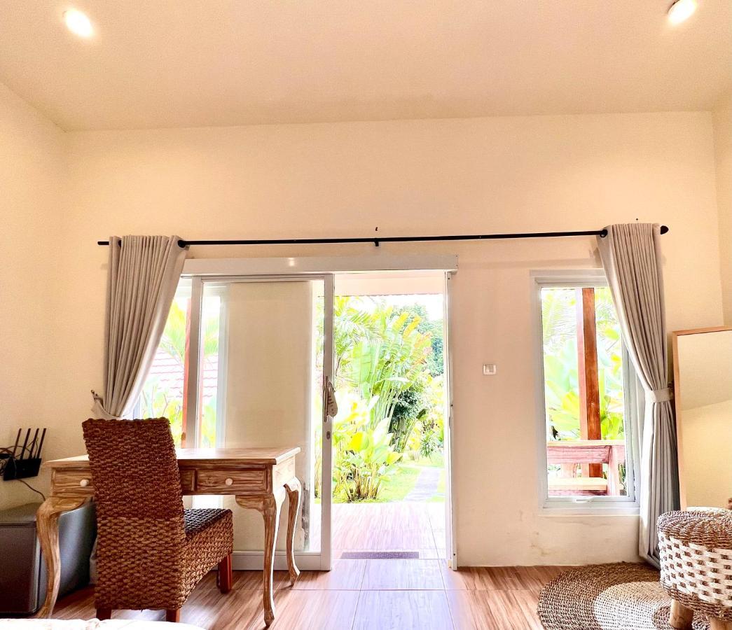 Agung Wiwin Homestay & Restaurant Mengwi エクステリア 写真