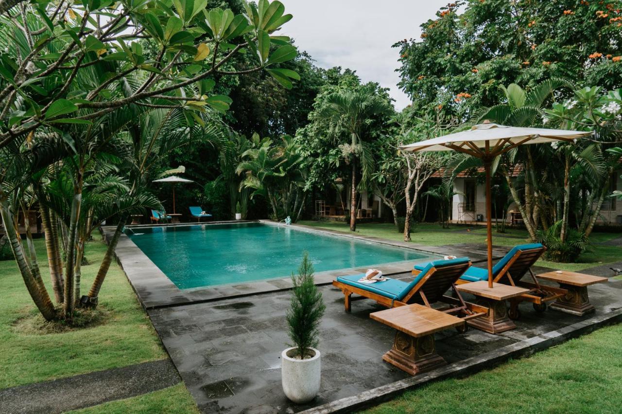Agung Wiwin Homestay & Restaurant Mengwi エクステリア 写真