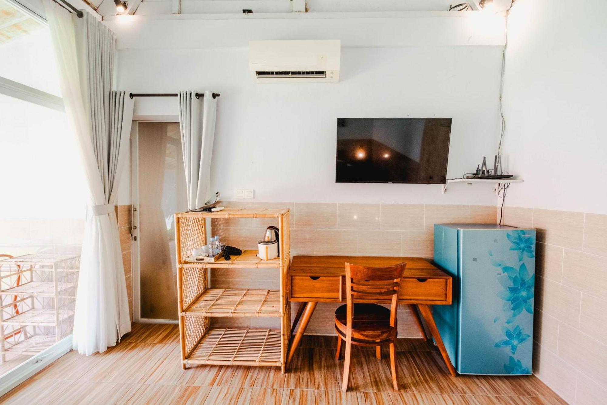 Agung Wiwin Homestay & Restaurant Mengwi エクステリア 写真
