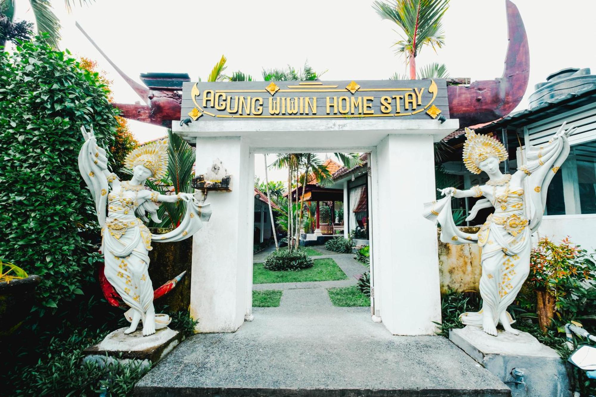 Agung Wiwin Homestay & Restaurant Mengwi エクステリア 写真