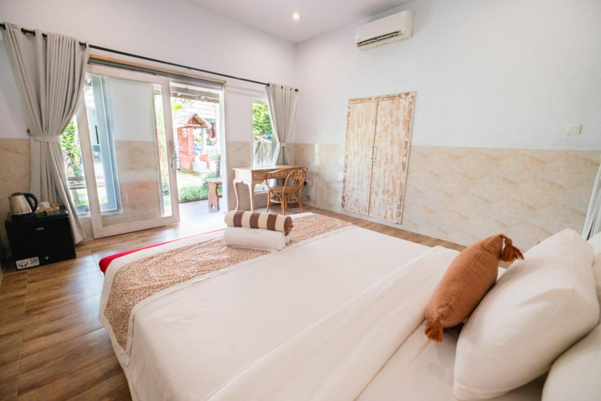 Agung Wiwin Homestay & Restaurant Mengwi エクステリア 写真